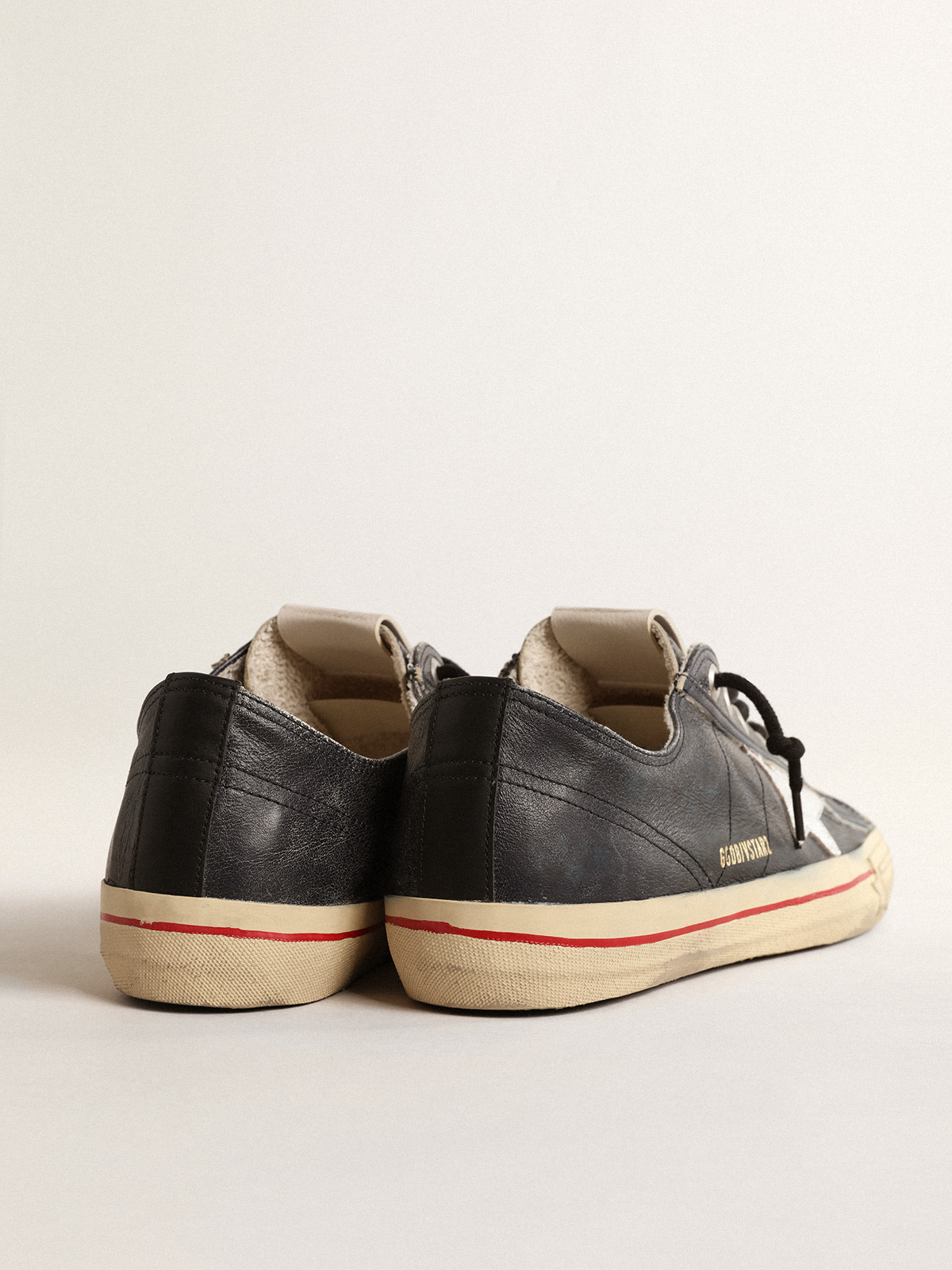 Golden Goose - V-Star LTD in blue leather with silver metallic leather star in