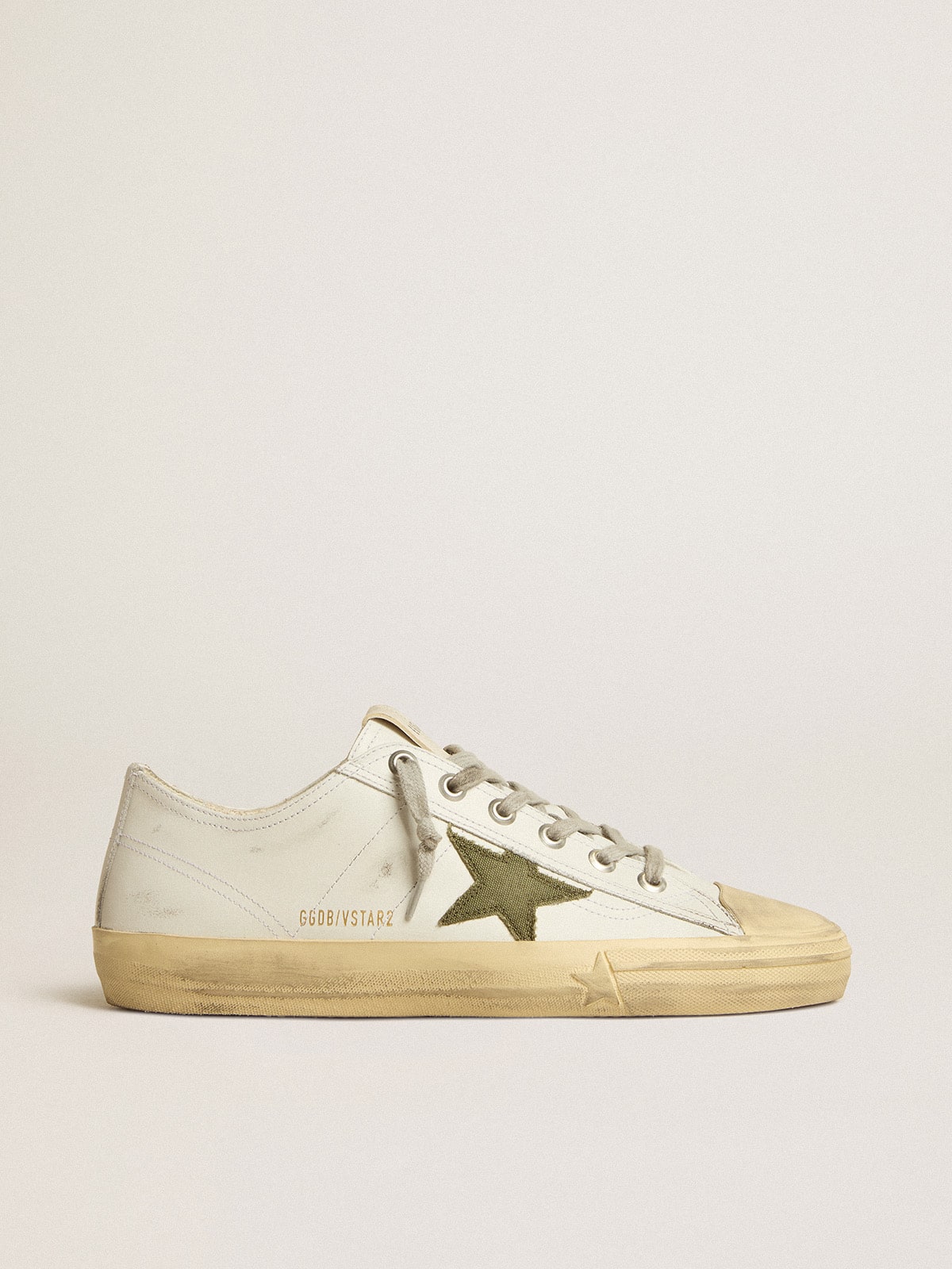 Golden Goose - Men's V-Star in white leather with green canvas star in 