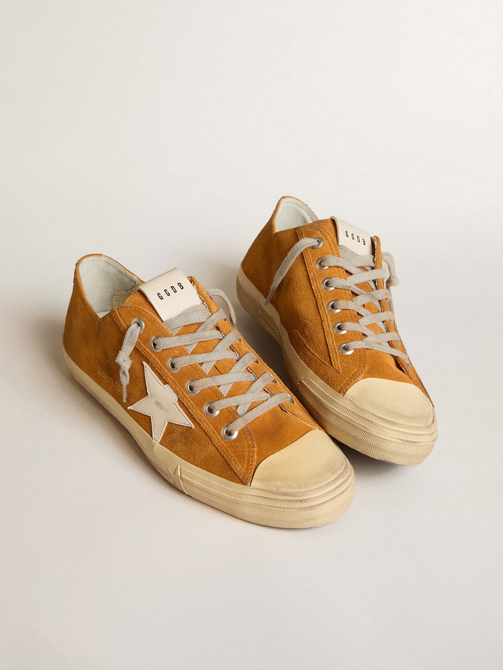 Golden Goose - Men's V-Star LTD in camel suede with a milk-white leather star in 