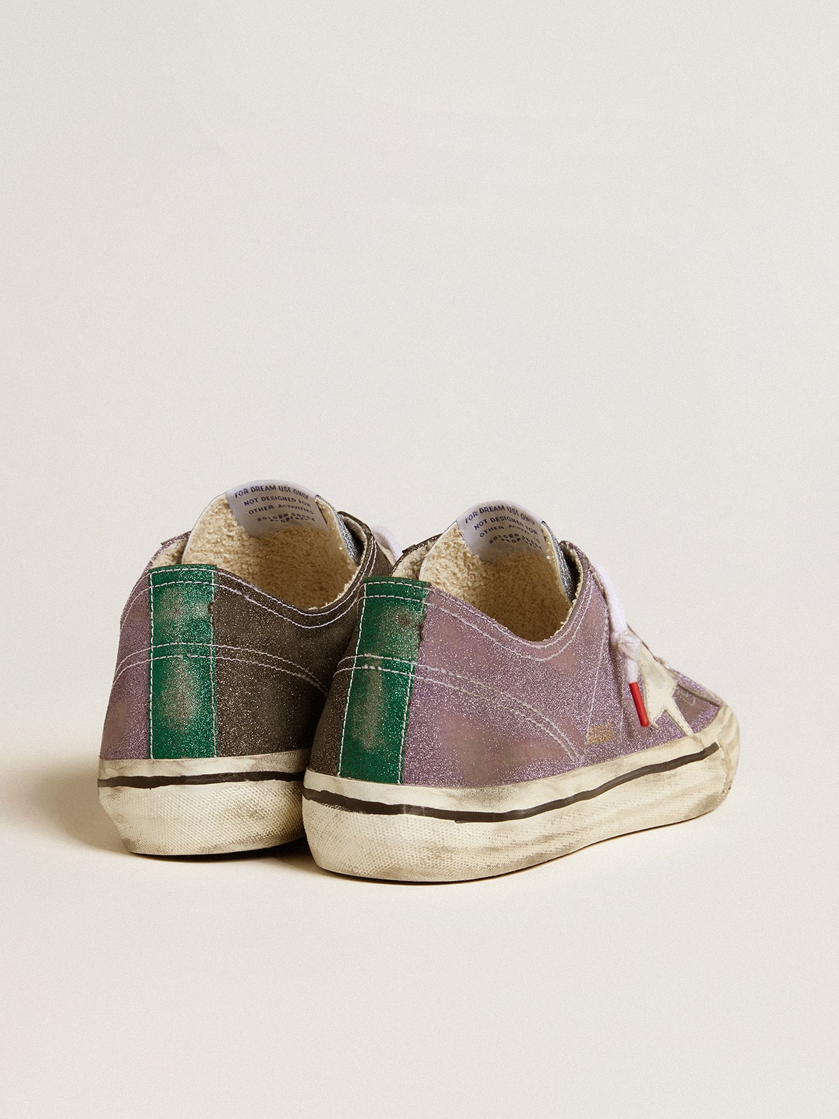 Golden Goose - V-Star masculino LAB de couro e glitter lilás com estrela branca e lingueta de glitter prateado in 