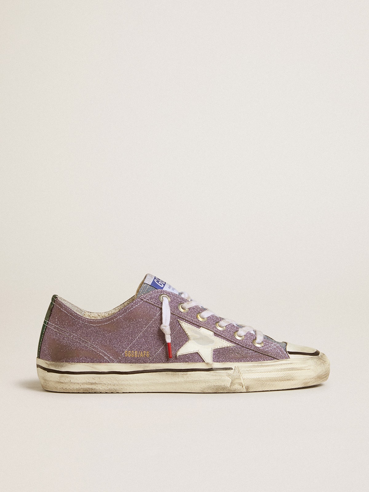Golden Goose - V-Star masculino LAB de couro e glitter lilás com estrela branca e lingueta de glitter prateado in 