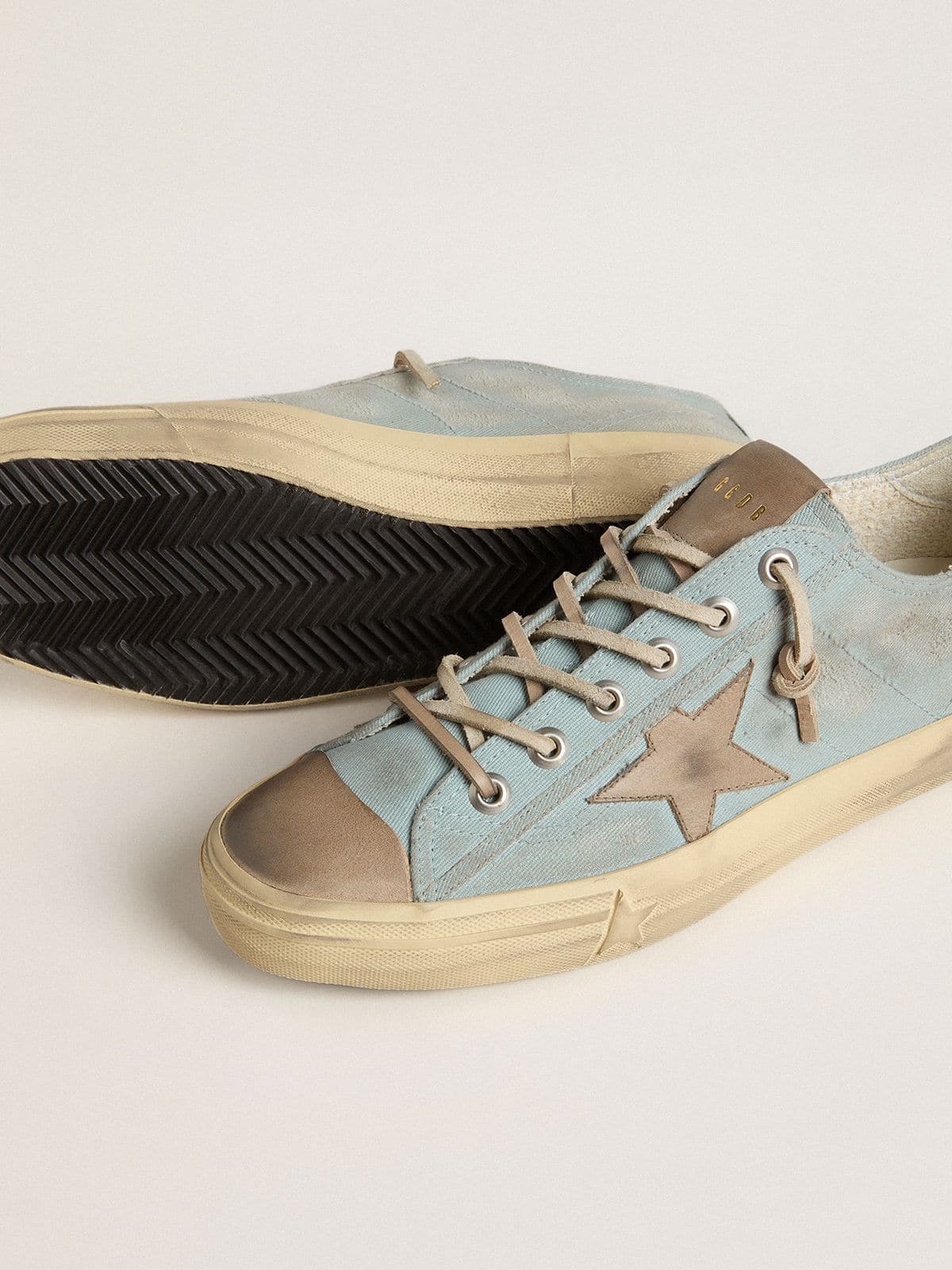 Golden Goose - Men's V-Star in light blue canvas with dove-gray leather star in 