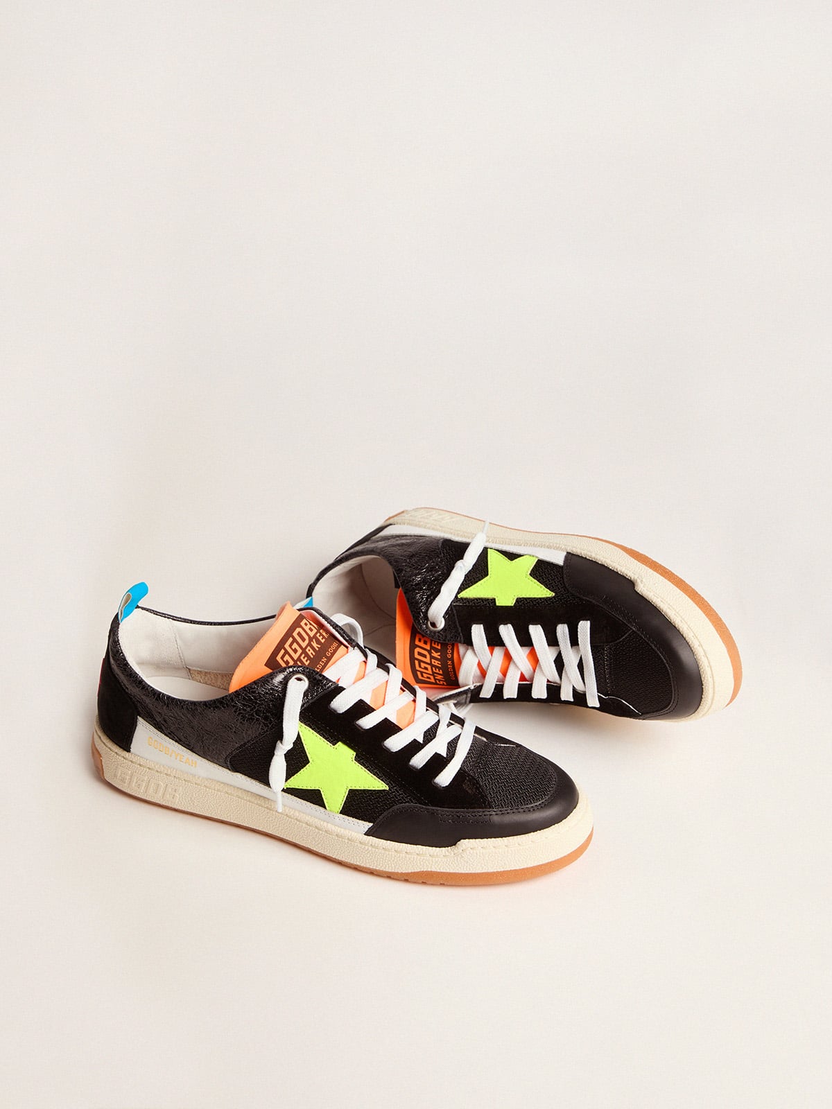 Golden Goose - Men’s black Yeah sneakers with fluorescent yellow star     in 