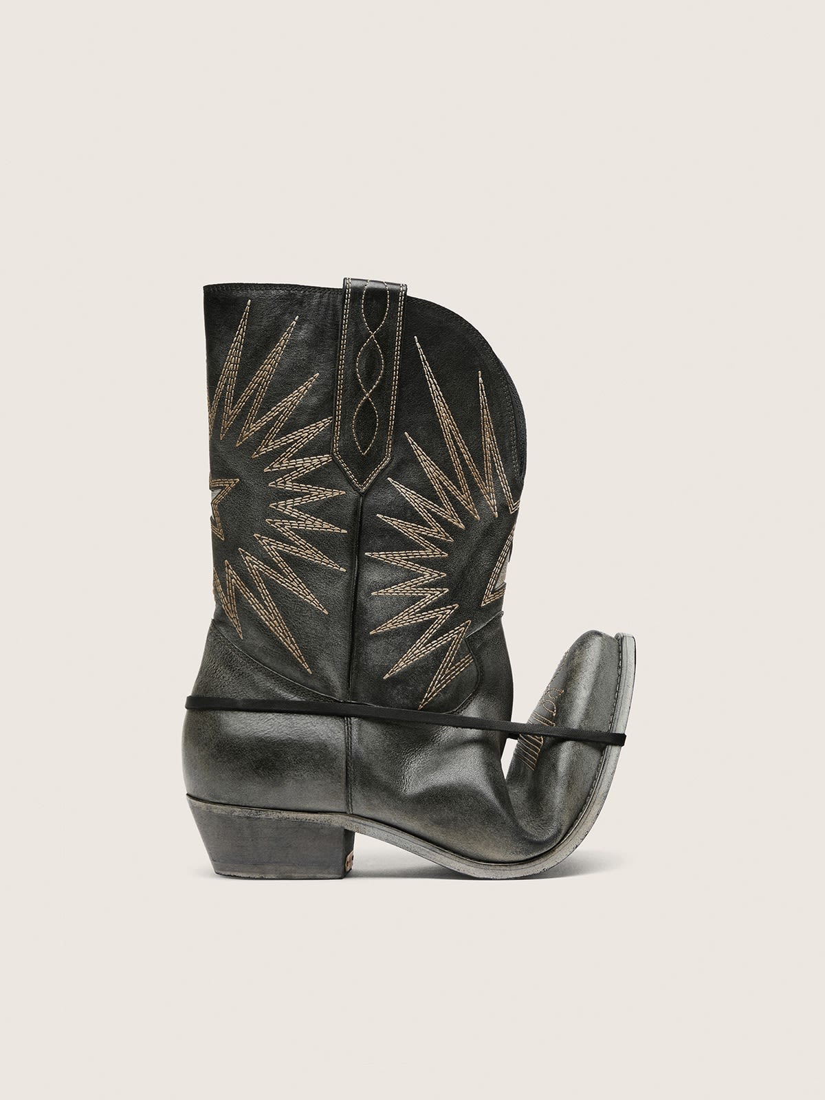 Bottes basses Wish Star pour homme en cuir noir avec étoile argentée — Golden Goose