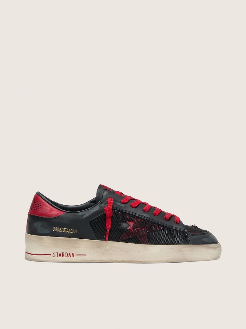 Men&rsquo;s Stardan in black leather with red star and black mesh and red leather inserts