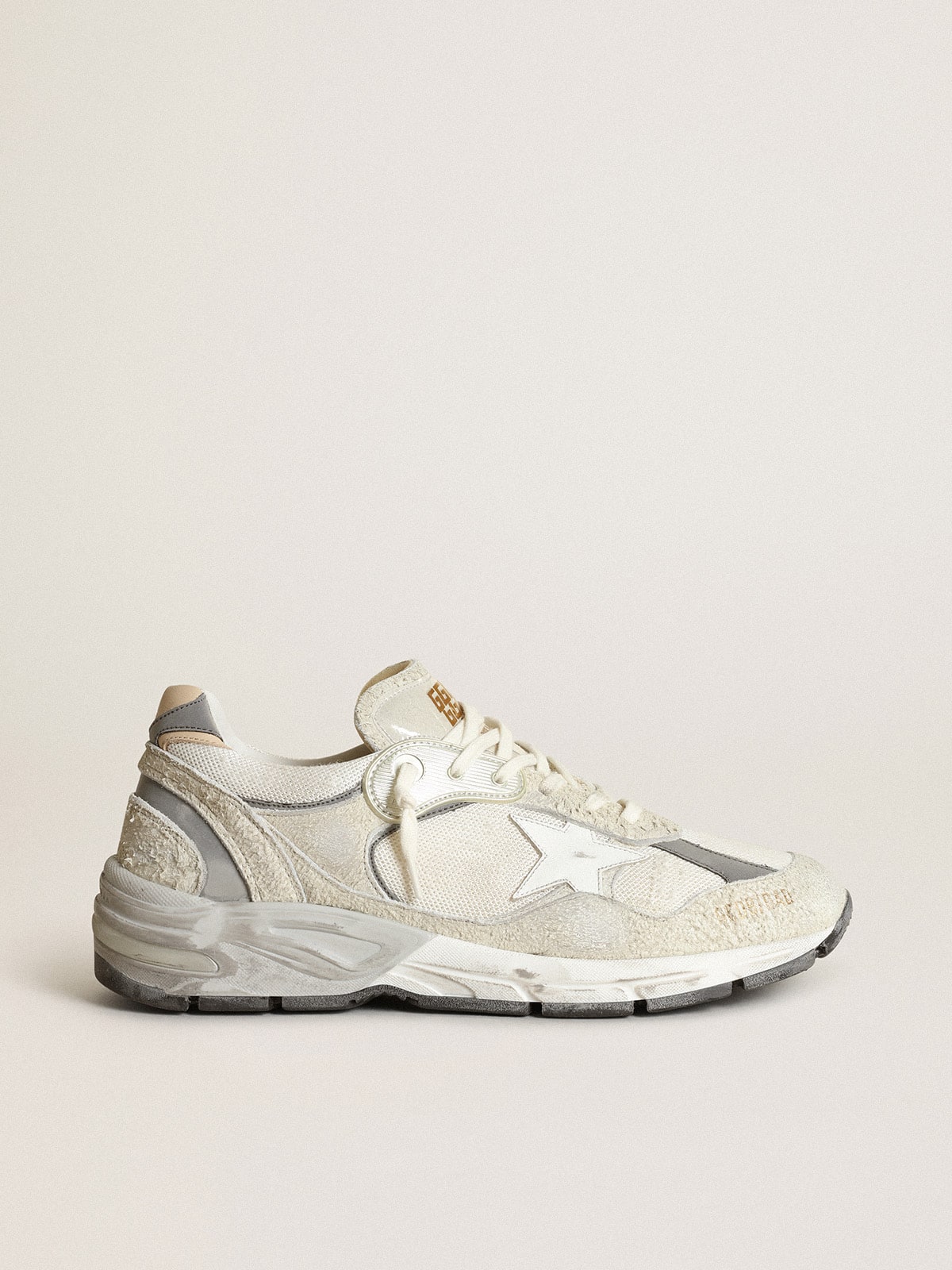 Golden Goose - Dad-Star Uomo in suede bianco e grigio e stella in pelle bianca in 