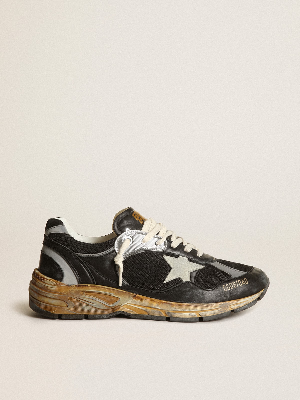 Golden Goose - Dad-Star homme en résille et nappa noirs avec étoile gris froid in 