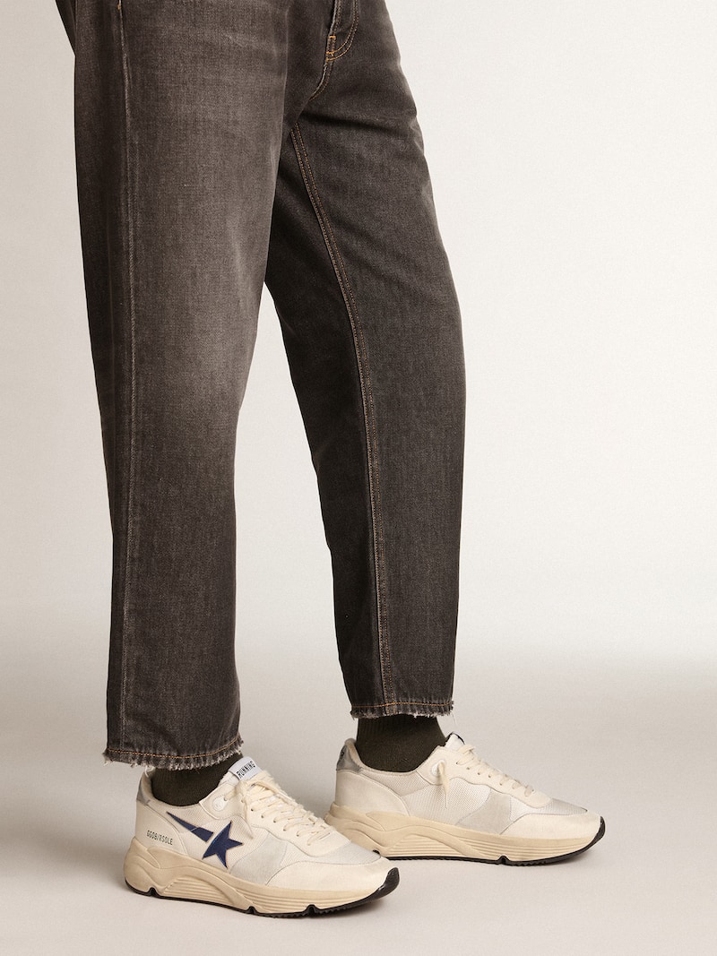 Golden Goose - Running Sole en cuir et en r&eacute;sille blancs avec &eacute;toile en cuir lam&eacute; bleu in 