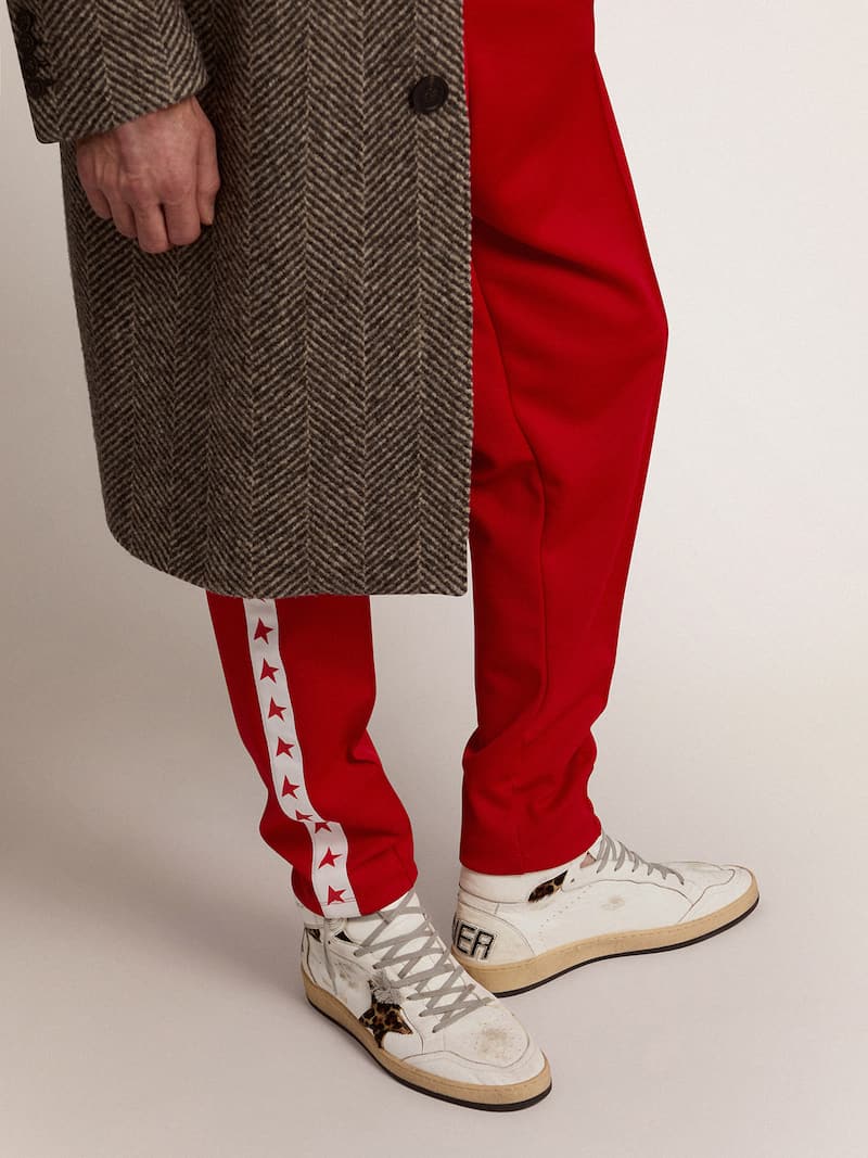 Golden Goose - Sky-Star mit Signatur am Kn&ouml;chel und Eins&auml;tzen aus Cavallino-Leder mit Leo-Dessin in 