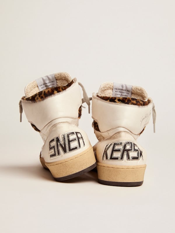 Golden Goose - Sky-Star sneakers with signature on the ankle and leopard-print pony skin inserts in 