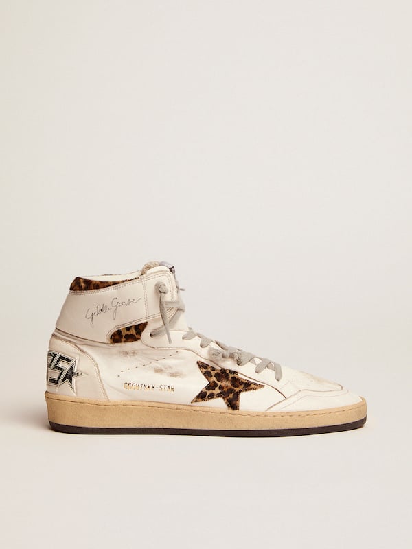 Golden Goose - Sky-Star sneakers with signature on the ankle and leopard-print pony skin inserts in 