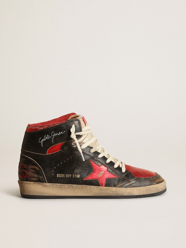 Golden Goose - Men's Sky-Star in glossy black leather with red star in 