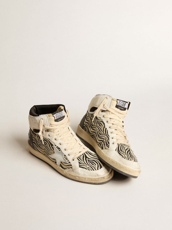 Golden Goose - Men’s Sky-Star LAB in zebra nappa with textured silver leather star in 