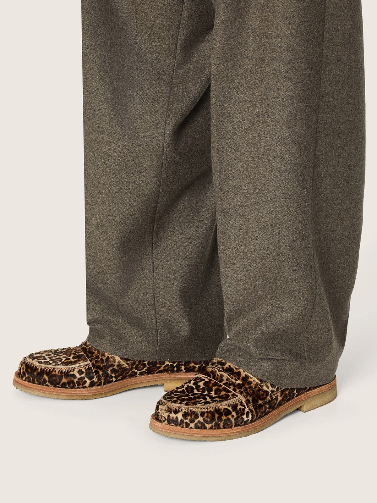 Golden Goose - Mocas&iacute;n Jerry de hombre de piel efecto potro con estampado leopardo in 