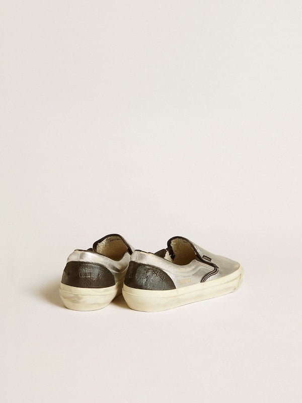Golden Goose - Men's VCE Penstar in metallic silver leather with black leather heel tab in 