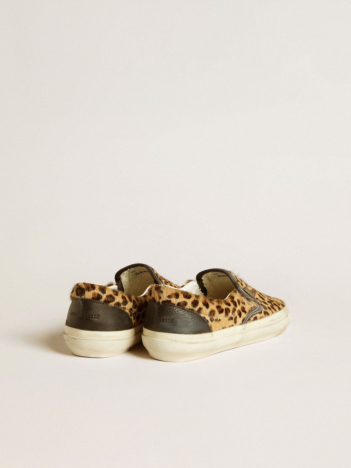 Golden Goose - Men's VCE Penstar in leopard-print pony skin with black leather heel tab in