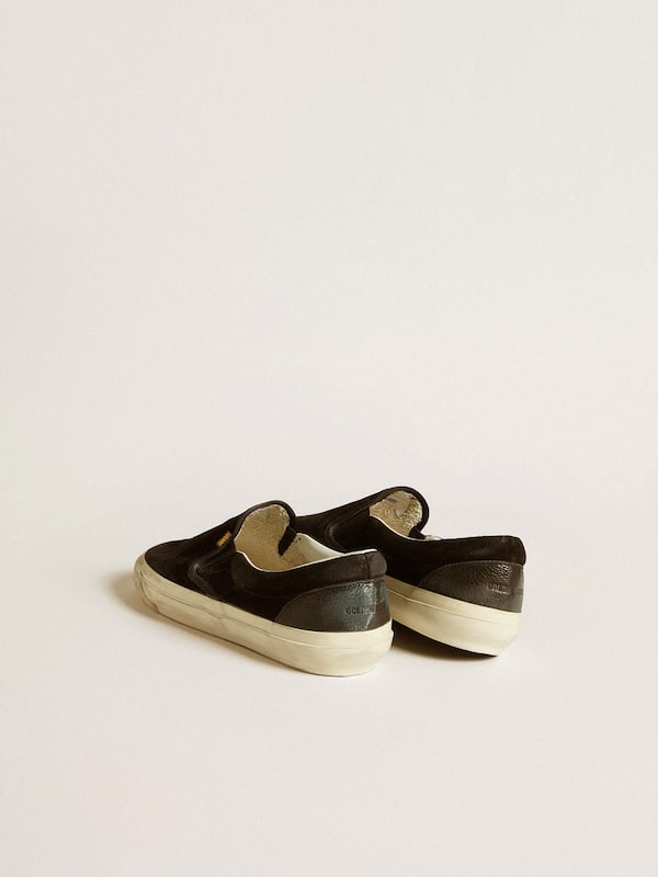 Golden Goose - Men's VCE Penstar in black suede with black leather heel tab in 