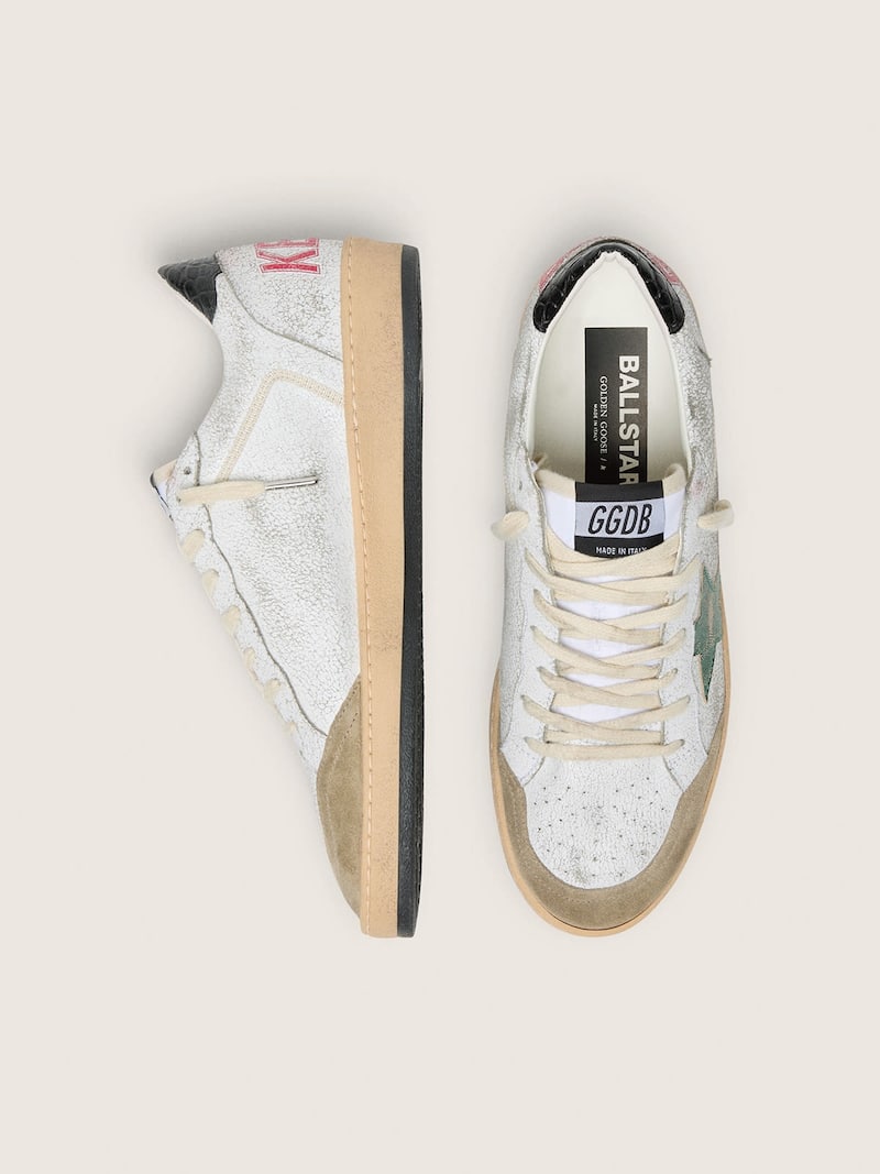 Golden Goose - Ball Star Uomo con stella in pelle laminata e talloncino in pelle grigia in 