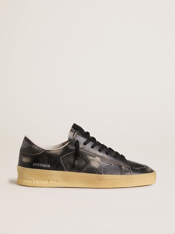 Golden Goose - Men's Stardan in black leather with black leather star and heel tab in 