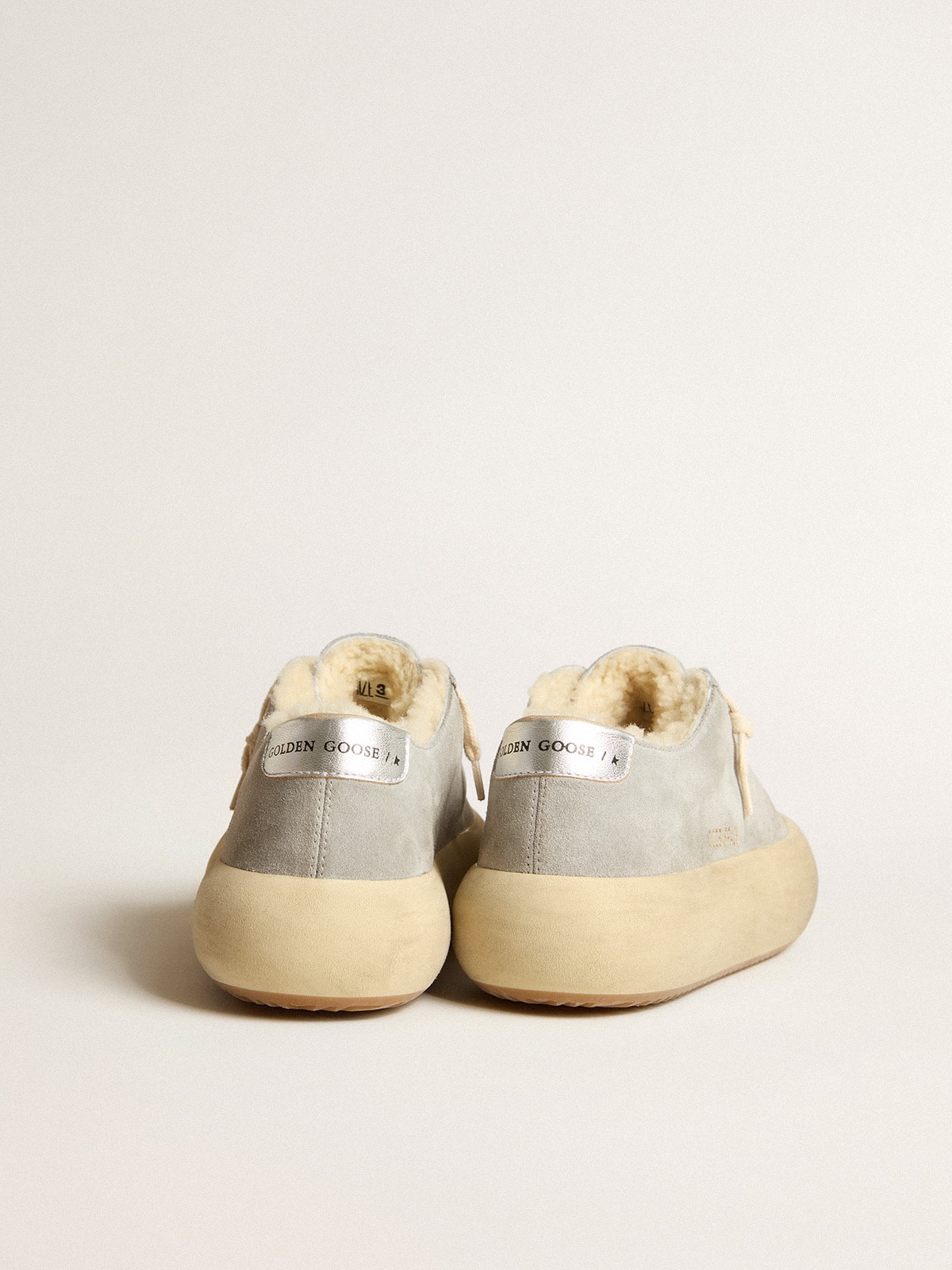 Golden Goose - Men’s Space-Star shoes in ice-gray suede with shearling lining in 