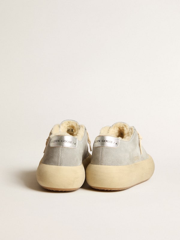Golden Goose - Men’s Space-Star shoes in ice-gray suede with shearling lining in 