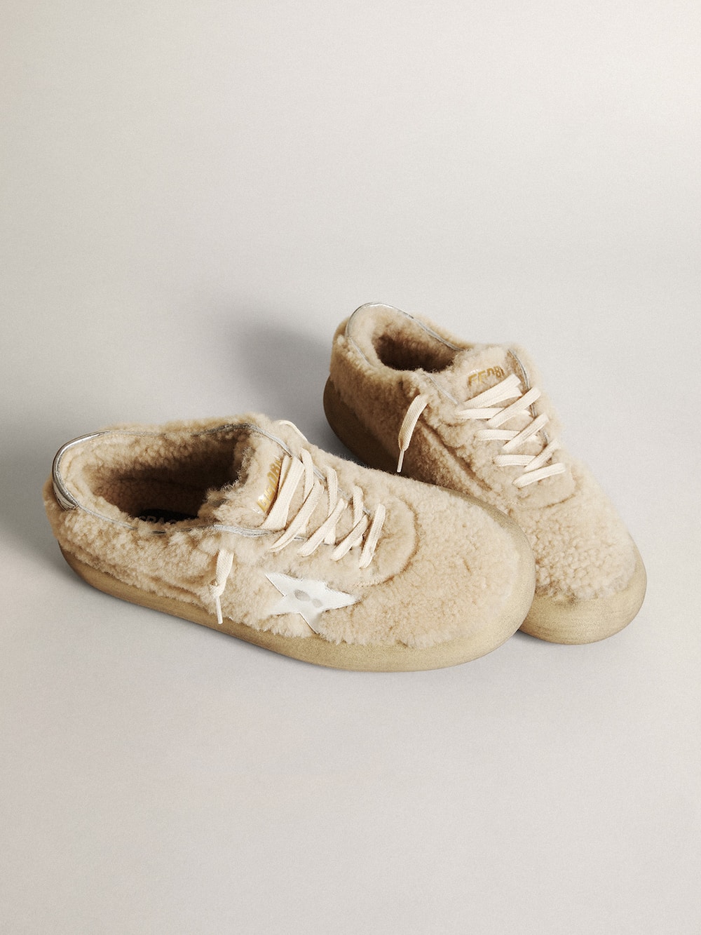 Golden Goose - Men’s Space-Star shoes in beige shearling with white leather star and metallic leather heel tab in 