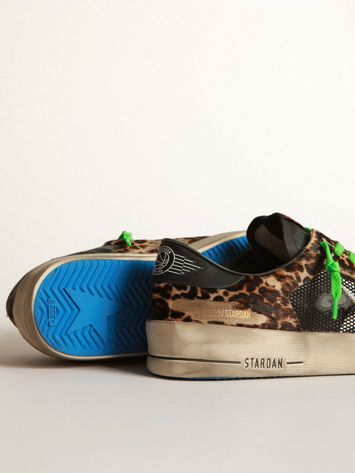 Golden Goose - Leopard print Stardan sneakers with green laces in 