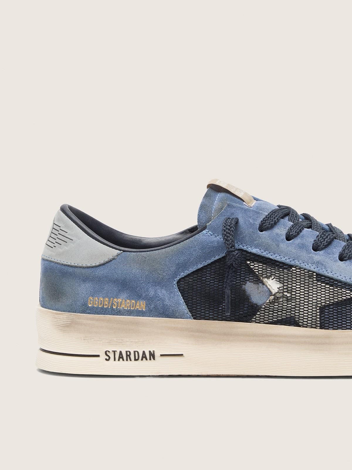Golden Goose - Stardan uomo in suede blu con stella bianca in 
