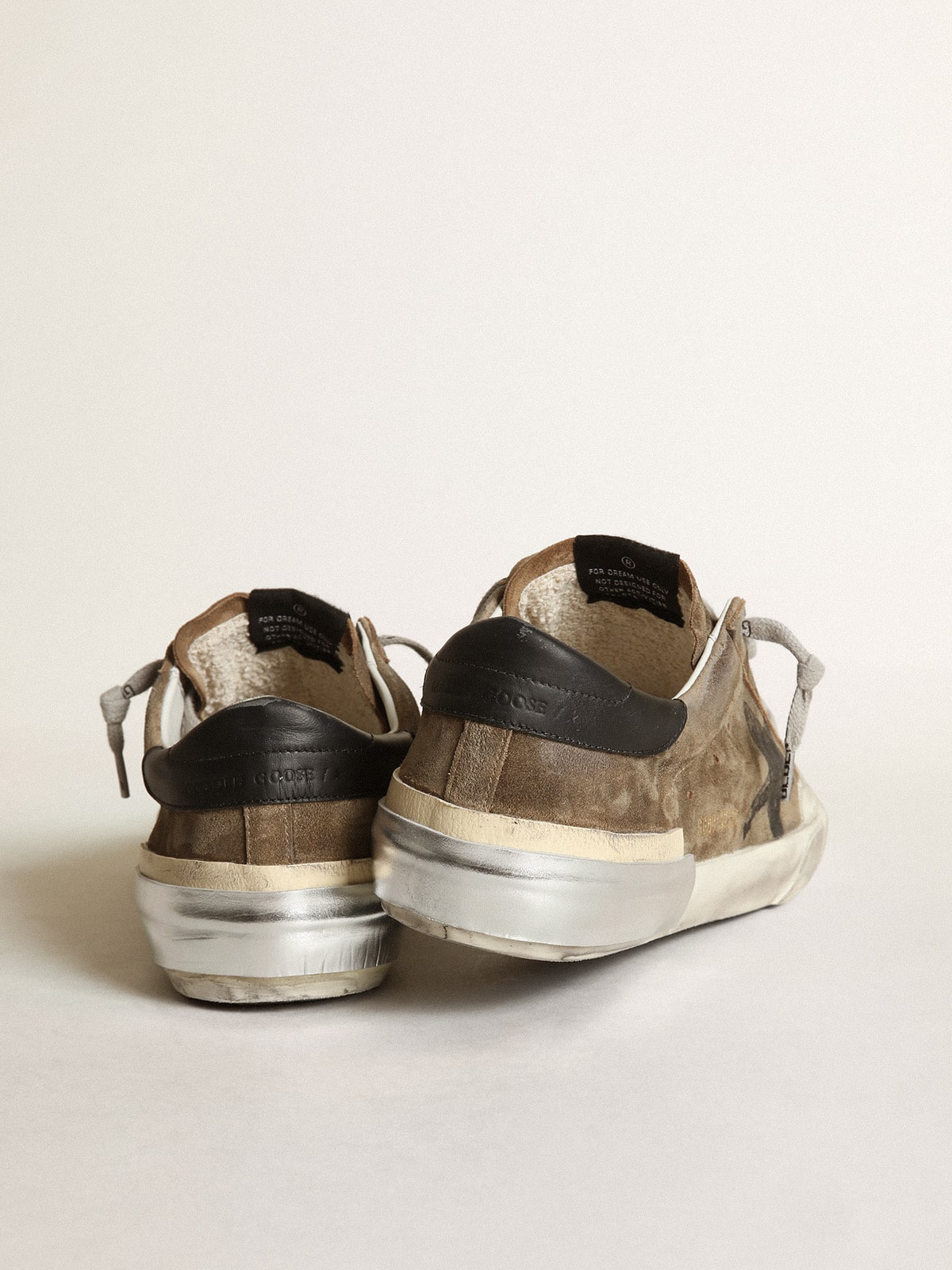 Golden Goose - Super-Star LTD in military-green suede with screen-printed star in 