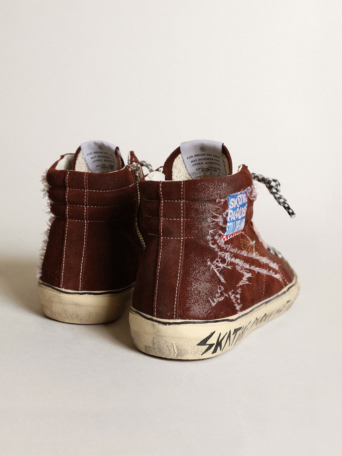 Golden Goose - Slide Uomo in suede color cioccolato e impunture bianche in 