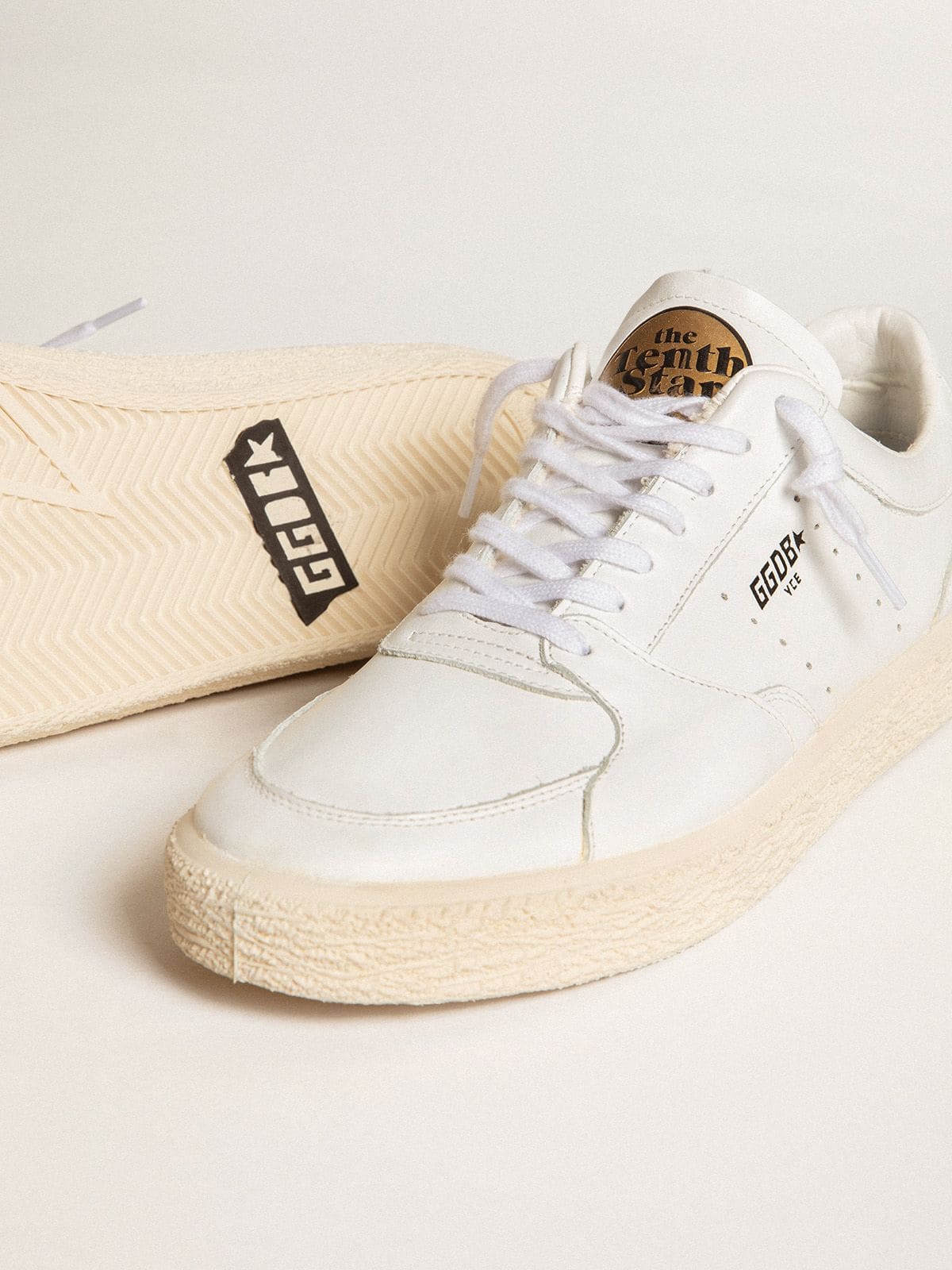 Men's Tenth Star in white leather