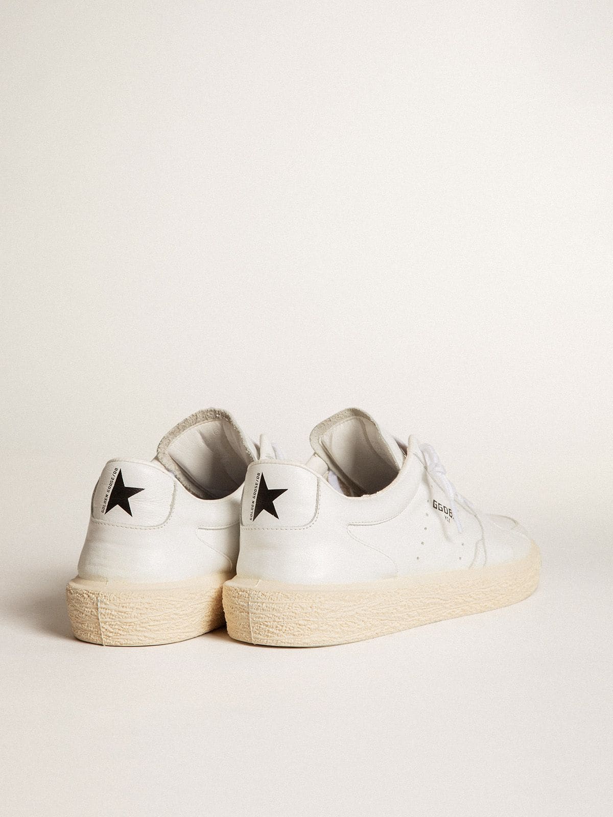Golden Goose - Men's Tenth Star in white leather in 