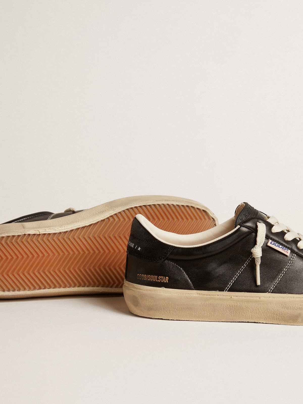 Golden Goose - Soul Star de hombre de napa bio-based negra in 