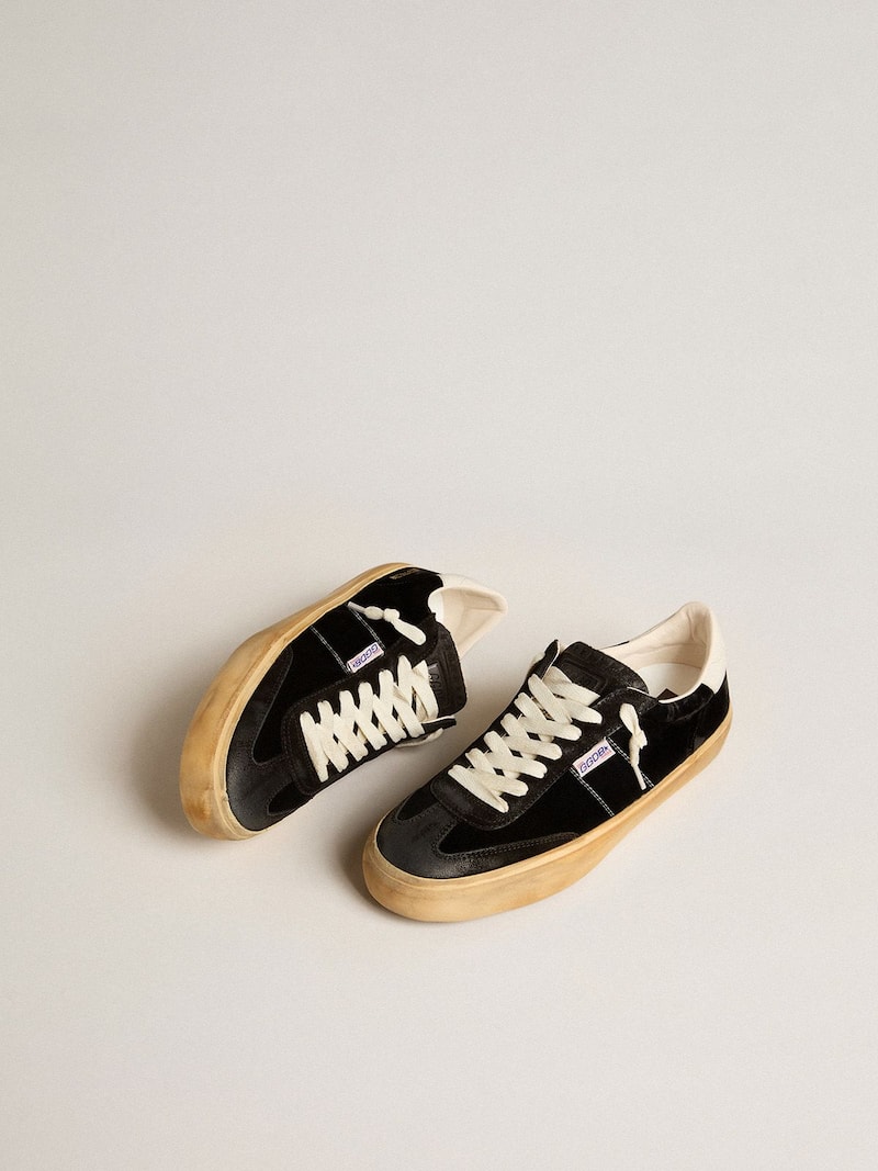 Golden Goose - Schwarzer Soul Star Herren aus Samt mit Fersenpartie aus wei&szlig;em Leder in 