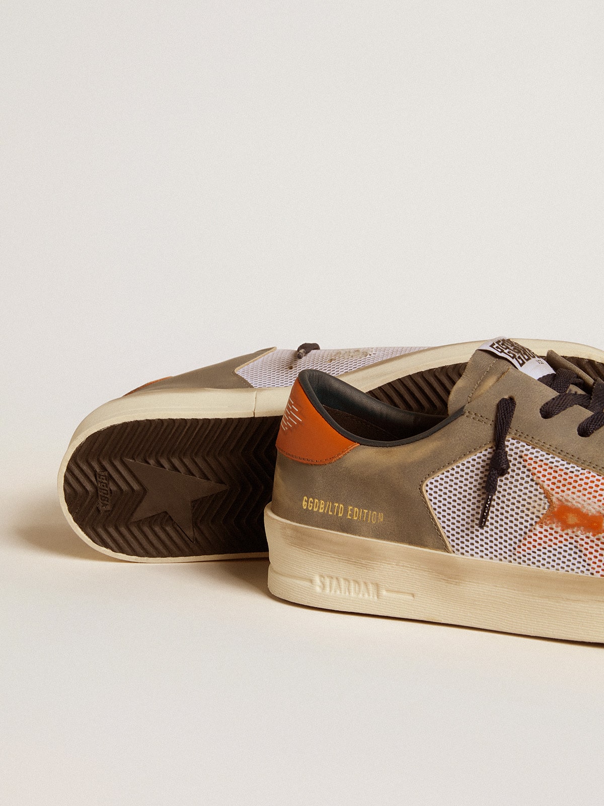 Golden Goose - Stardan LTD in gray leather and mesh with leather star and heel tab in 