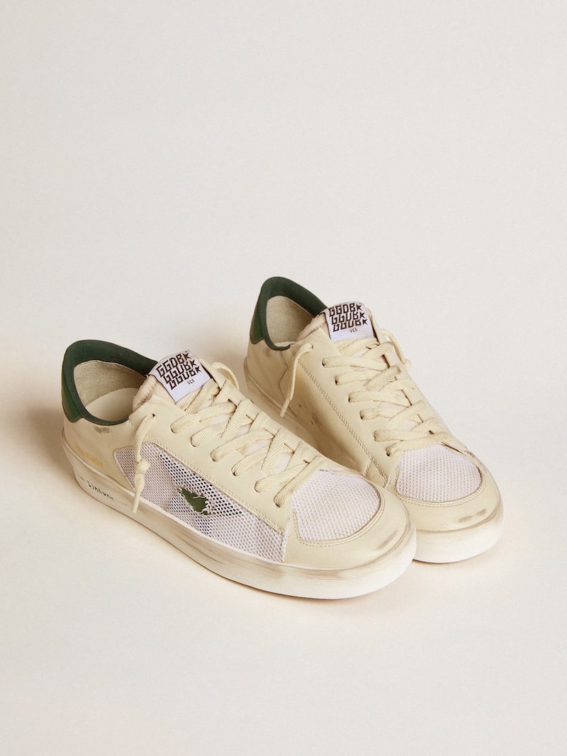 Golden Goose - Stardan en daim et en r&eacute;sille blancs avec &eacute;toile et contrefort en cuir vert in 