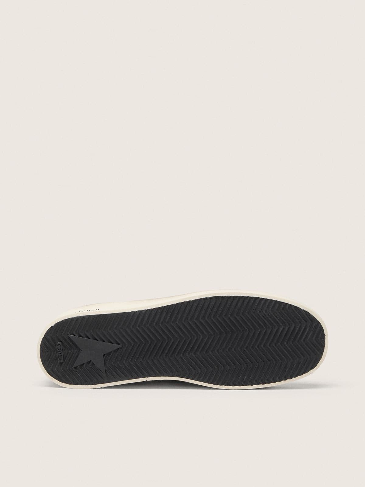 Golden Goose - Stardan masculino de suede azul p&aacute;lido com estrela e tal&atilde;o de couro verde in 