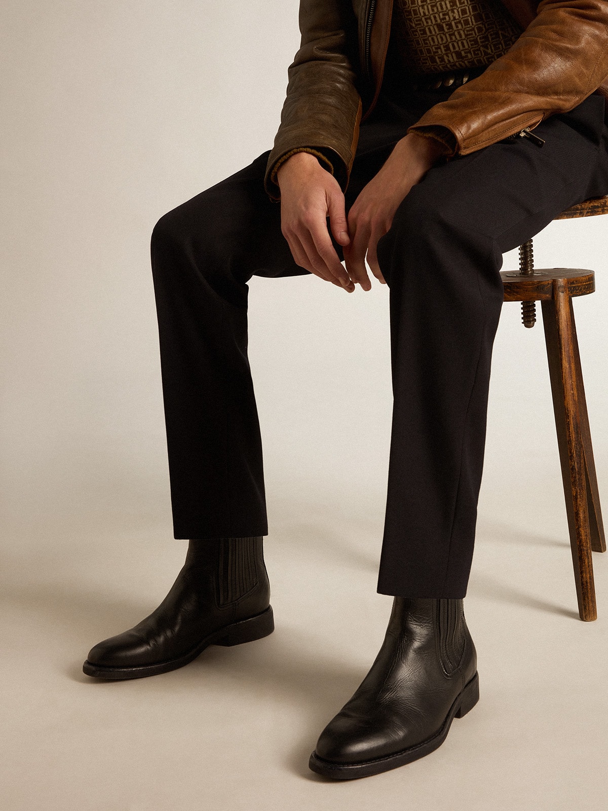 Men s Chelsea boots in black leather Golden Goose