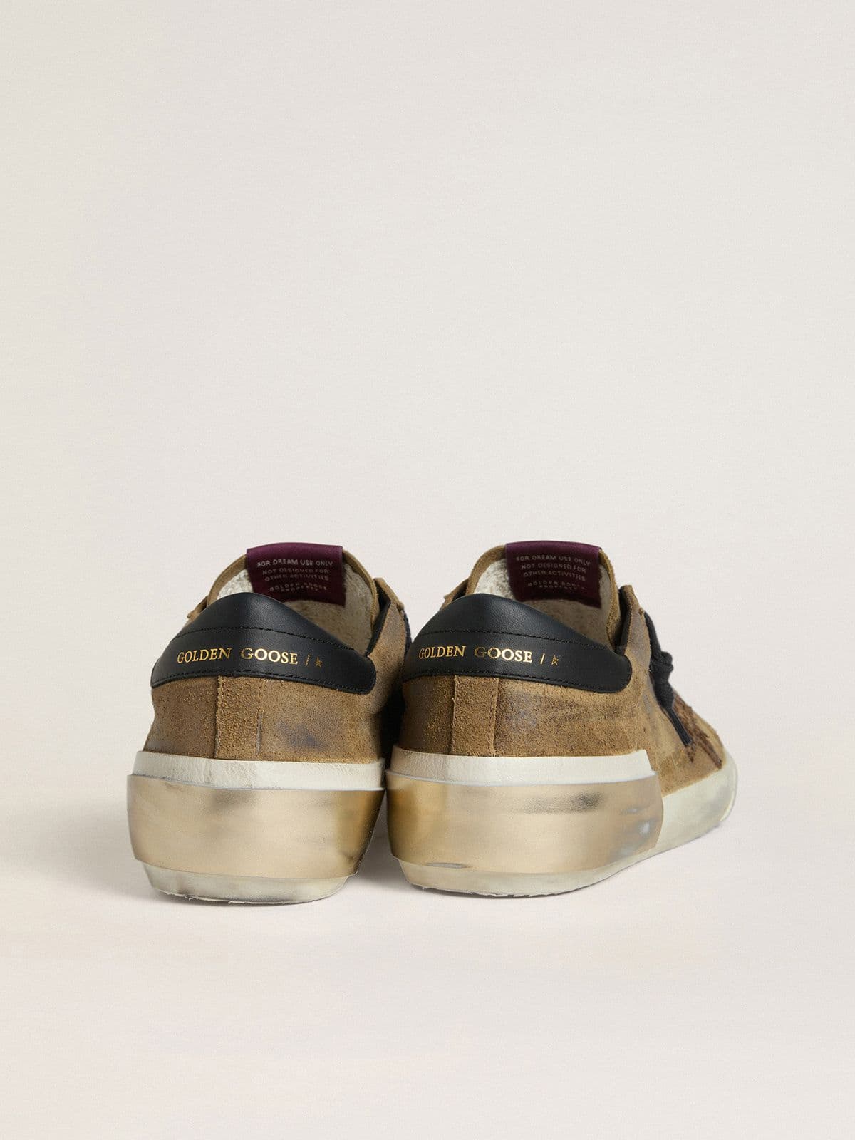 Golden Goose - Super-Star LTD Herren aus gewachstem Suede mit Pythonstern und Nappaferse in 