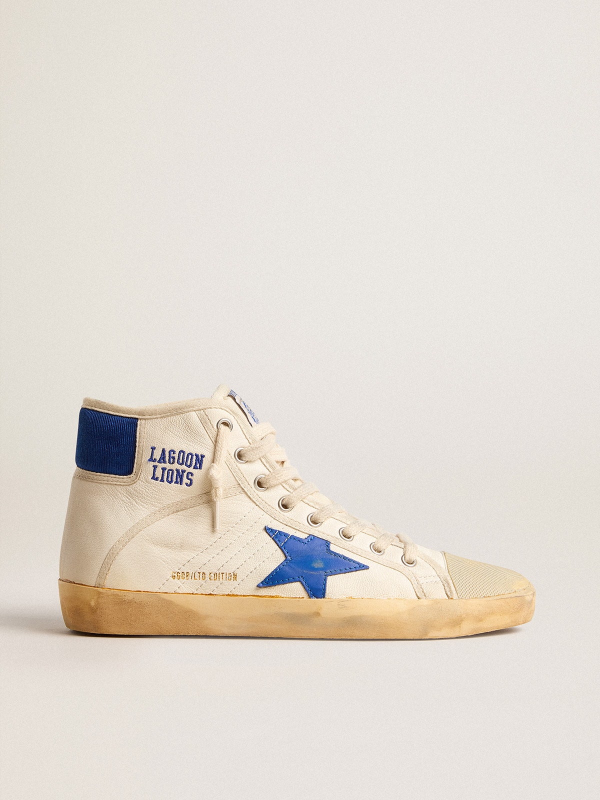 Golden Goose - Men’s Francy Penstar LAB in nappa with blue star and nylon heel tab in 