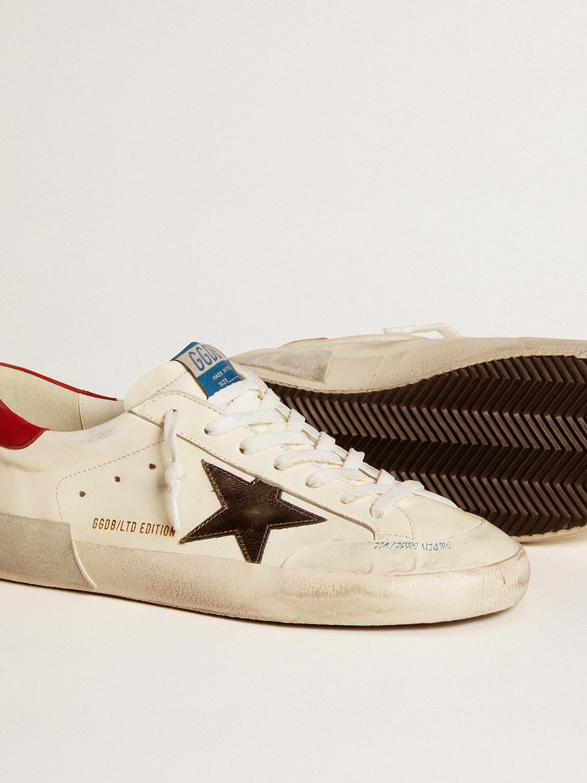 Golden Goose - Super-Star LTD en cuir nappa avec étoile lamée et contrefort en cuir nubuck in 