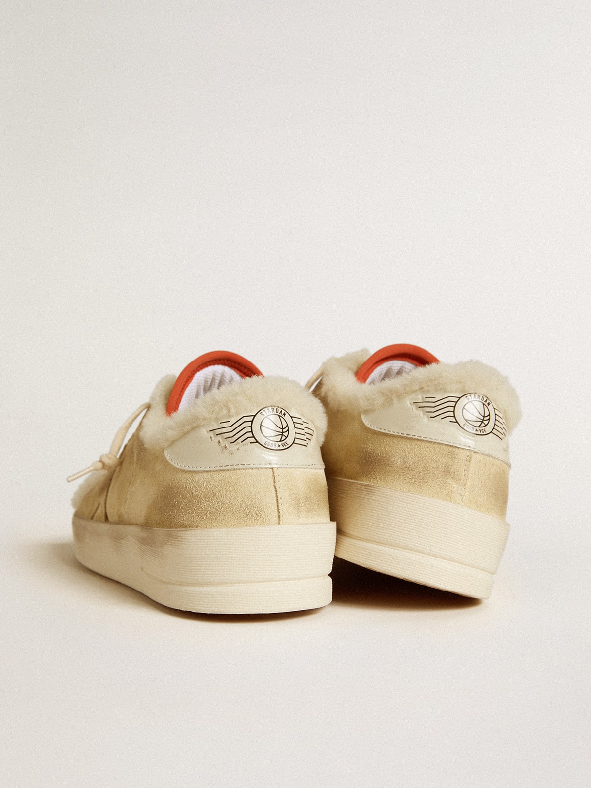 Golden Goose - Stardan in beige suede with leather heel tab and shearling lining in 