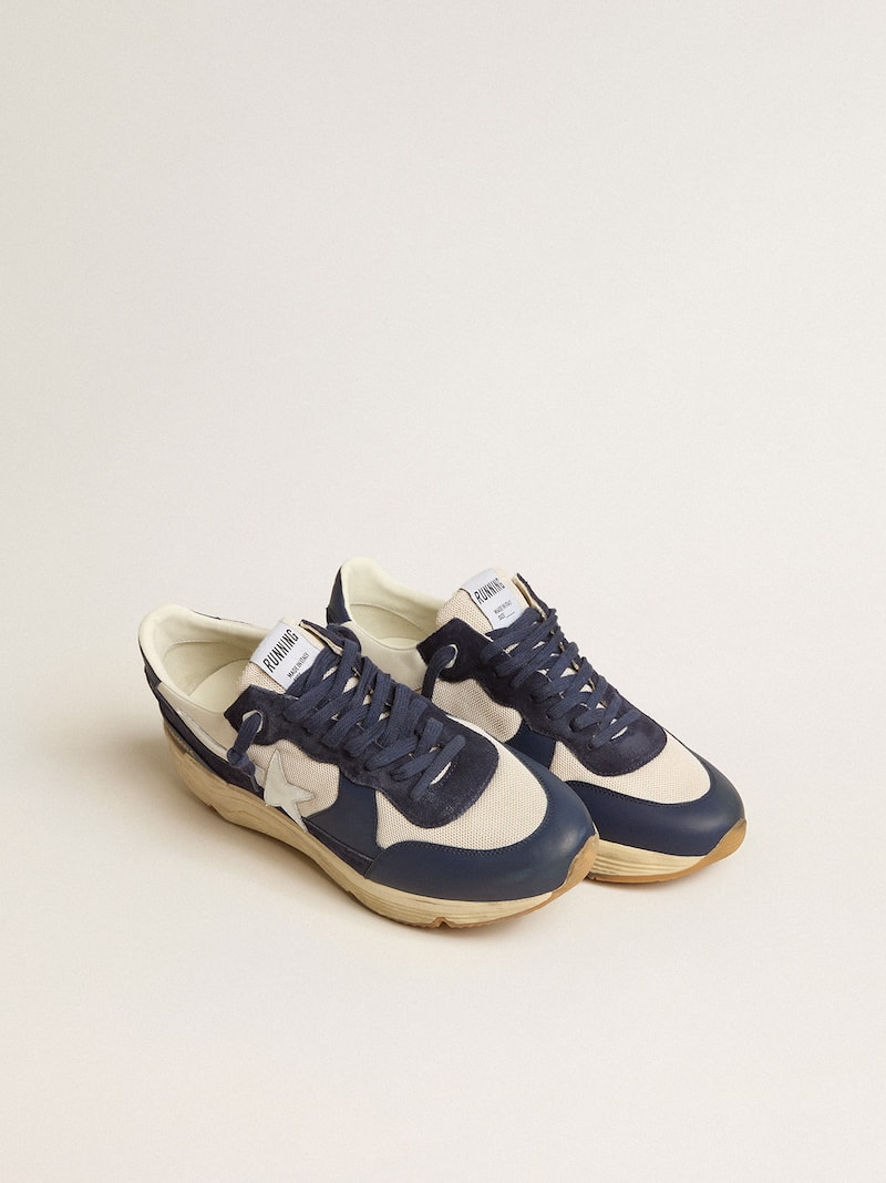 Golden Goose - Running Sole en r&eacute;sille couleur cr&egrave;me et cuir bleu avec &eacute;toile en cuir blanc in 