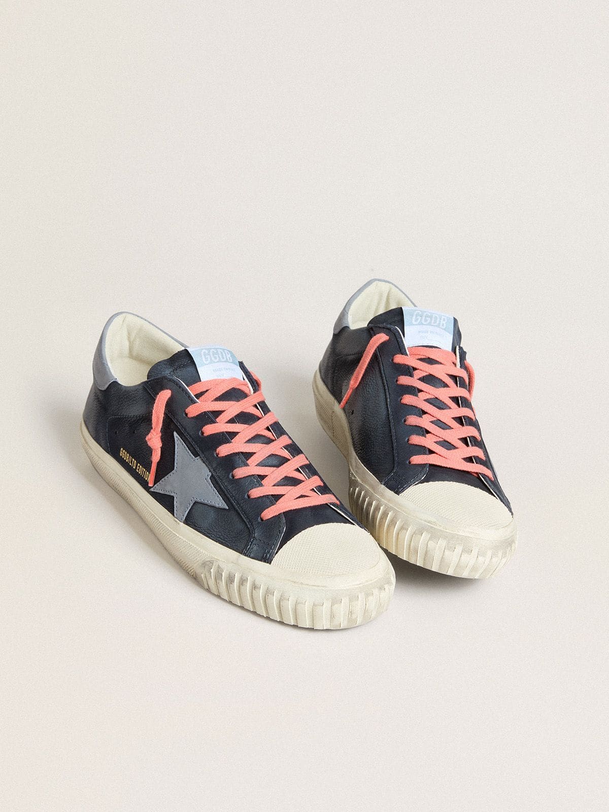 スニーカー Golden  'Super-Star' sneakers Super-Star men's sneakers: the iconic star shoes | Golden Goose