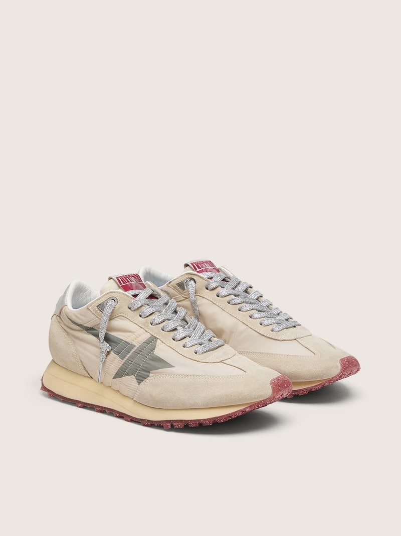 Golden Goose - Marathon de hombre con pala de nailon beige y estrella gris in 