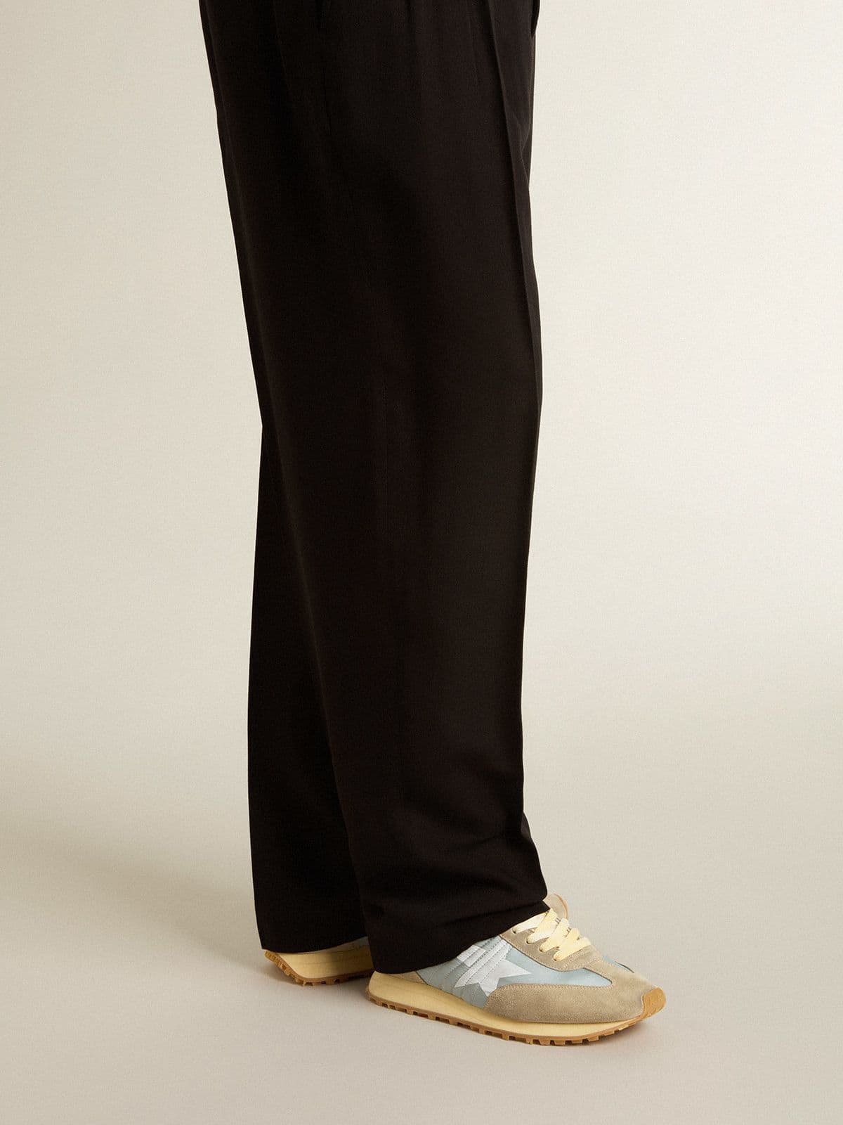 Golden Goose - Marathon masculino com cabedal de náilon azul-claro e estrela azul pastel in 
