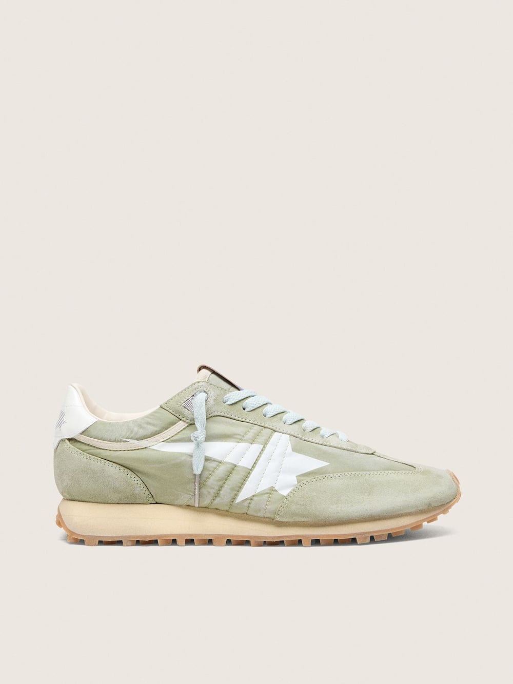 Marathon pour homme en nylon vert sauge avec étoile blanche — Golden Goose