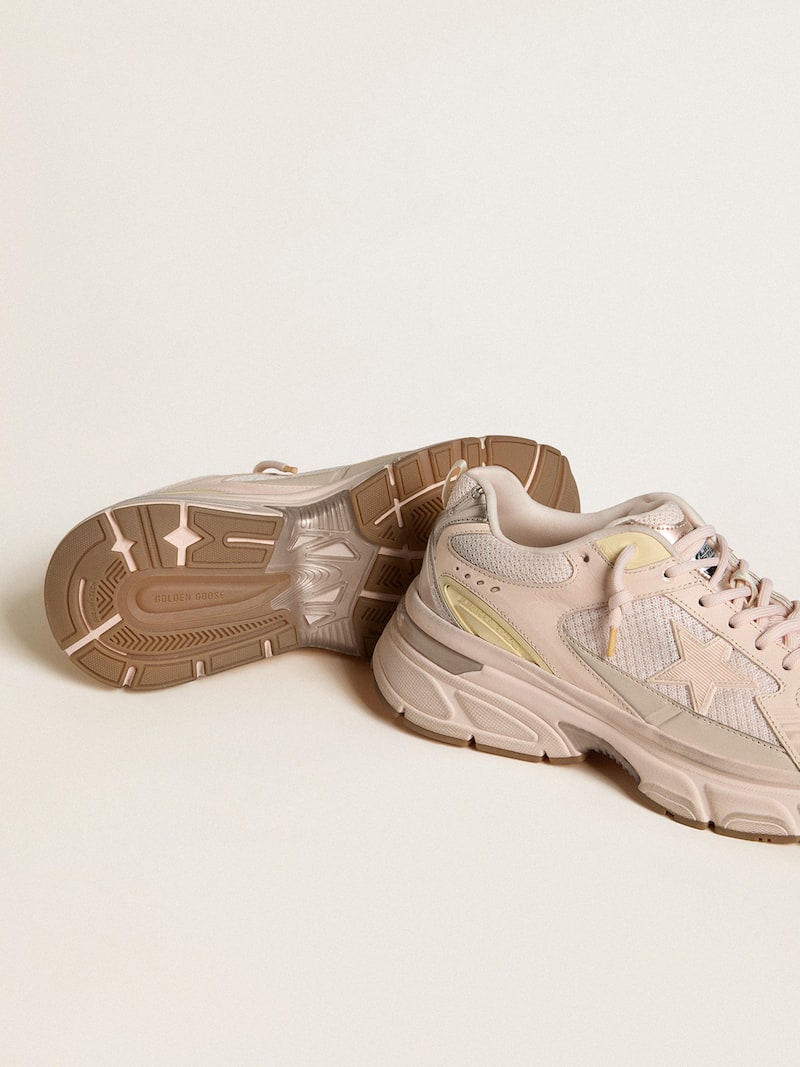Golden Goose - Lightstar Uomo in tomaia in pelle e mesh rosa e stella rosa in 
