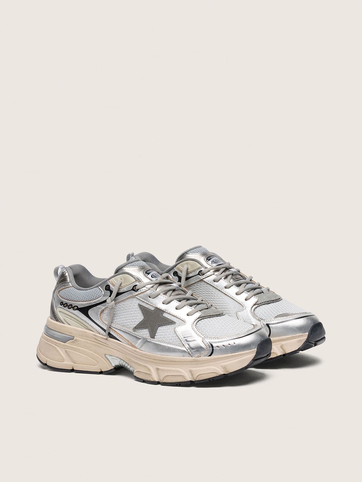 Golden Goose - Lightstar Uomo in mesh grigio e nappa argento con stella in TPU grigio in 