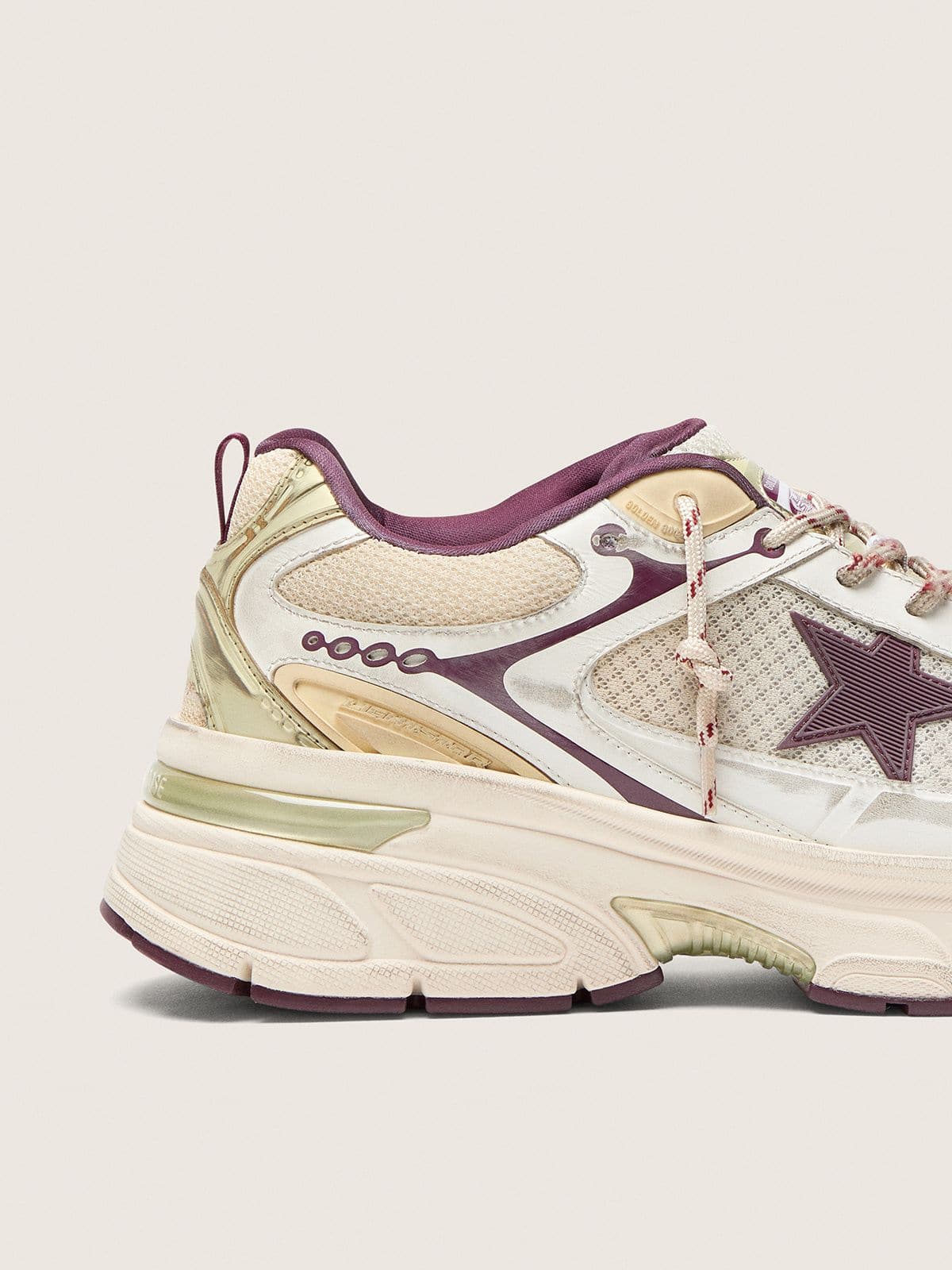 Golden Goose - Lightstar Uomo CNY in mesh e pelle bianca con stella in TPU rosso vino in 